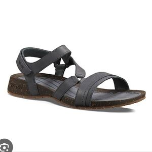 Teva Cabrillo Women's Strappy Gray Sandals Size 6